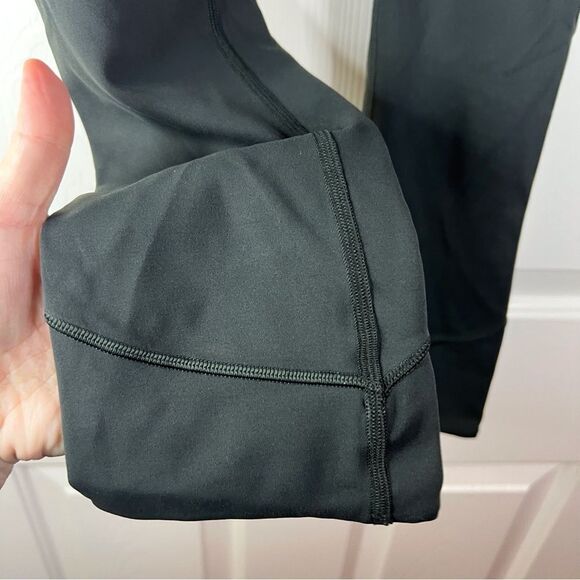 Lululemon In Movement Crop Olive Green Size 2‎ - Picture 8 of 11